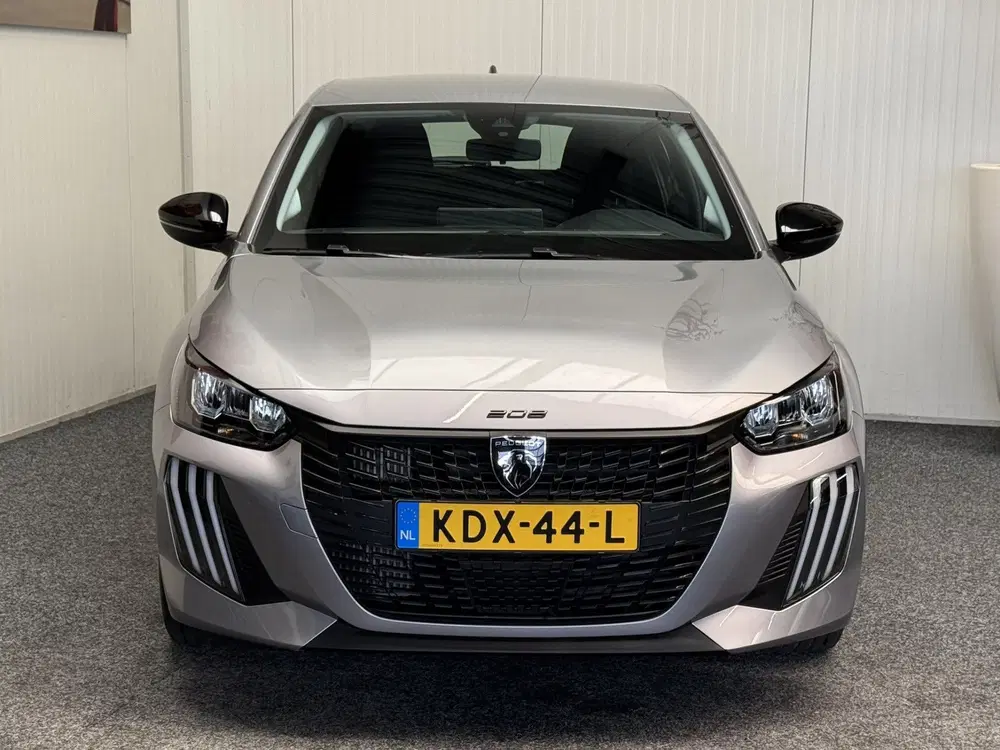 Peugeot 208 1.2 STYLE 100PK MODEL 2025 NAVIGATIE CRUIS uit 2025, foto 3