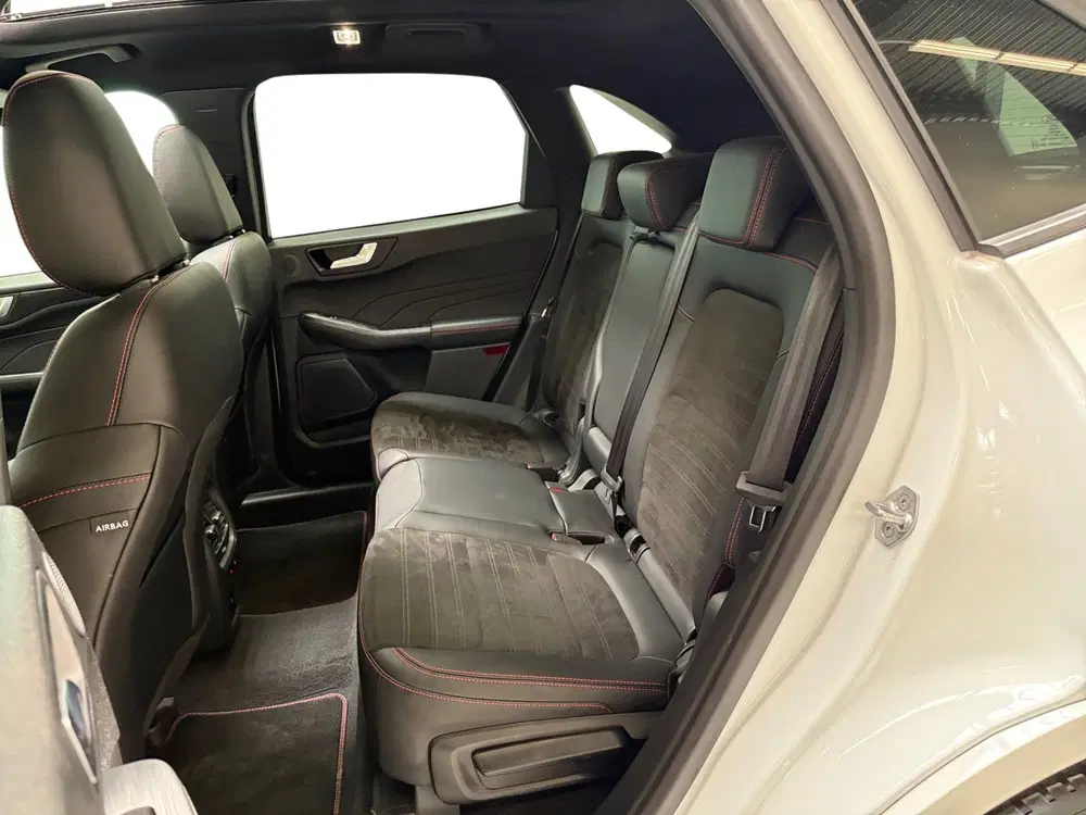 Ford Kuga 2.5 PHEV ST-Line X I Panoramadak I Winterp uit 2023, foto 14