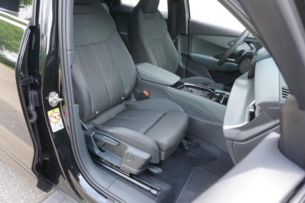 Audi Q3 1.5 e-hybrid 272pk S edition uit 2026, foto 13
