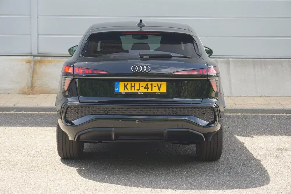 Audi Q3 1.5 e-hybrid 272pk S edition uit 2026, foto 9
