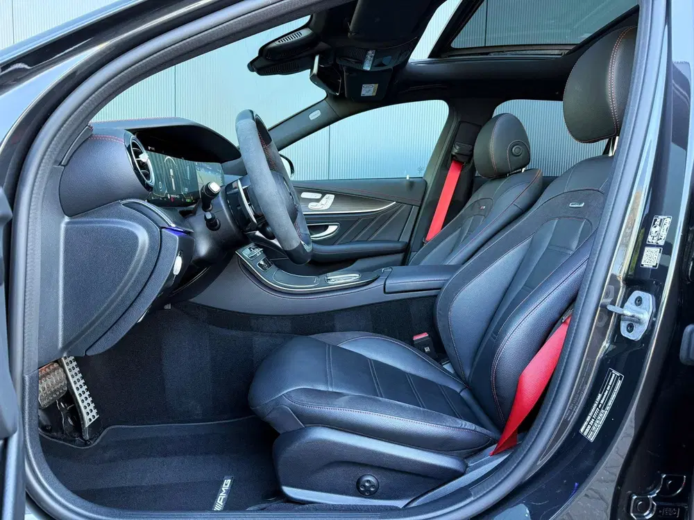 Mercedes-Benz E-Klasse AMG 53 4MATIC airmatic uit 2023, foto 14
