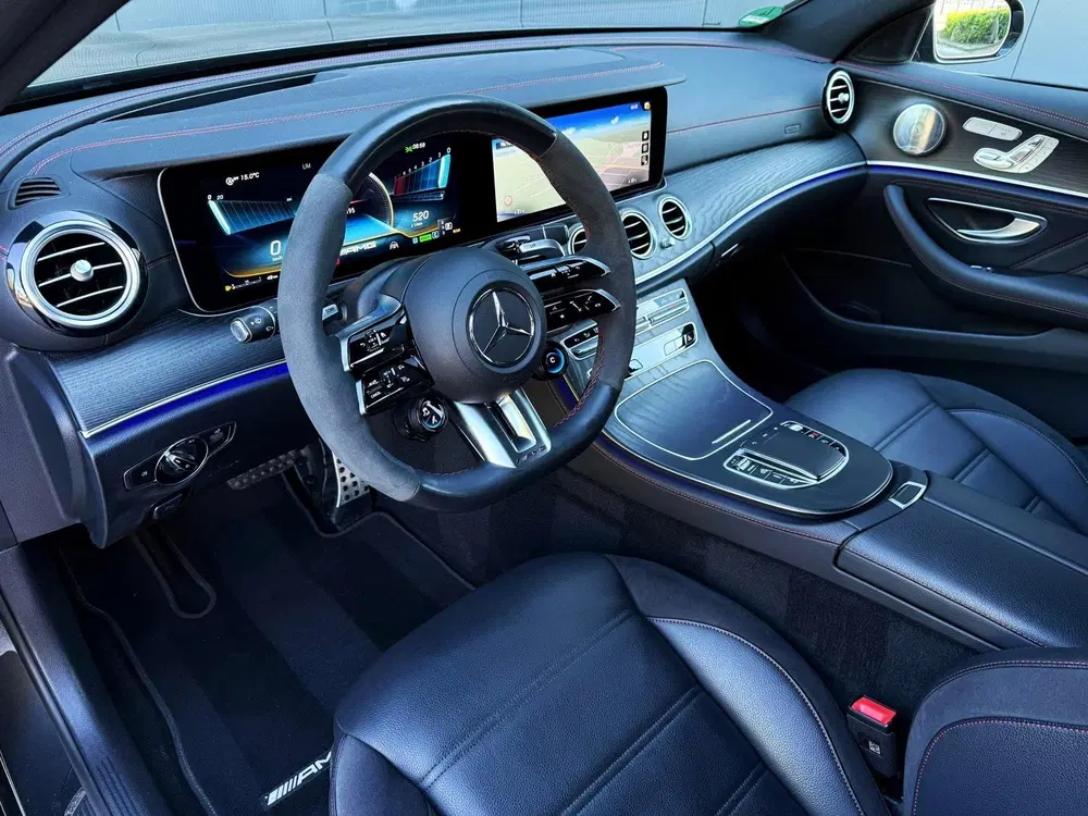 Mercedes-Benz E-Klasse AMG 53 4MATIC airmatic uit 2023, foto 2