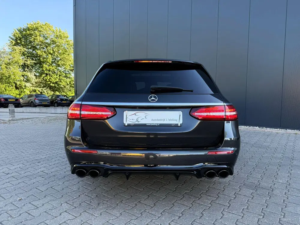 Mercedes-Benz E-Klasse AMG 53 4MATIC airmatic uit 2023, foto 7