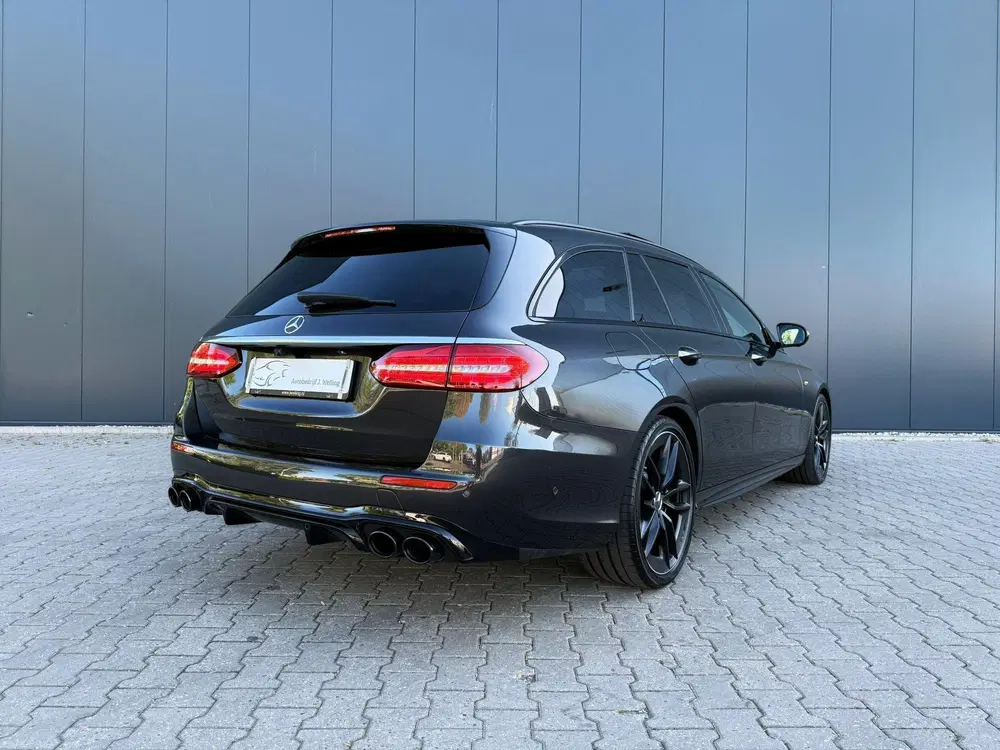 Mercedes-Benz E-Klasse AMG 53 4MATIC airmatic uit 2023, foto 8