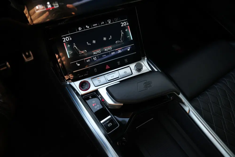 Audi SQ8 Quattro 115 kWh 503 pk uit 2024, foto 13