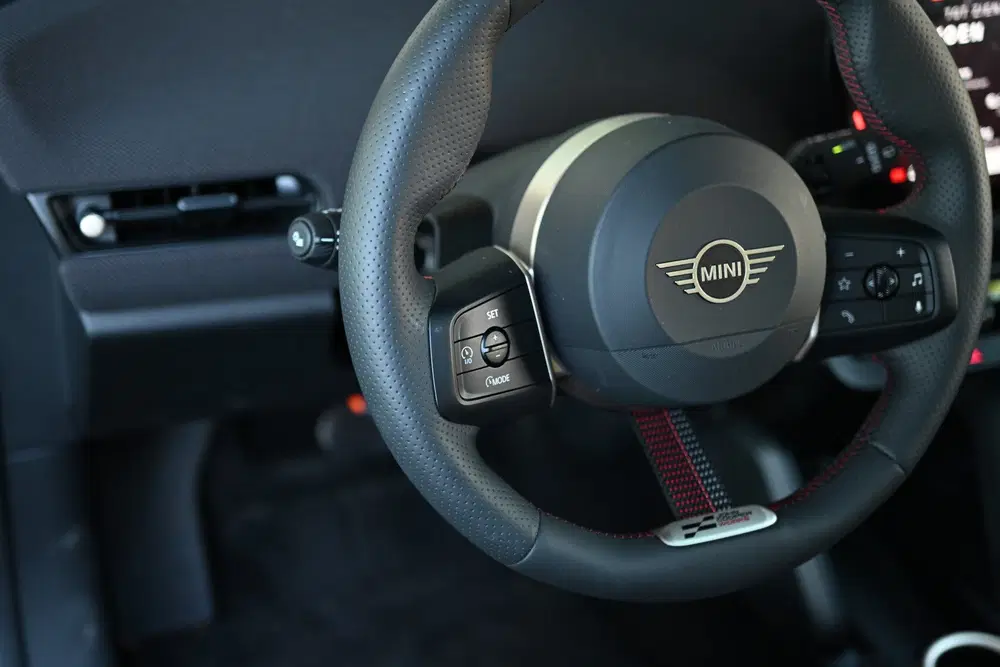 Mini Hatchback Cooper E uit 2026, foto 11