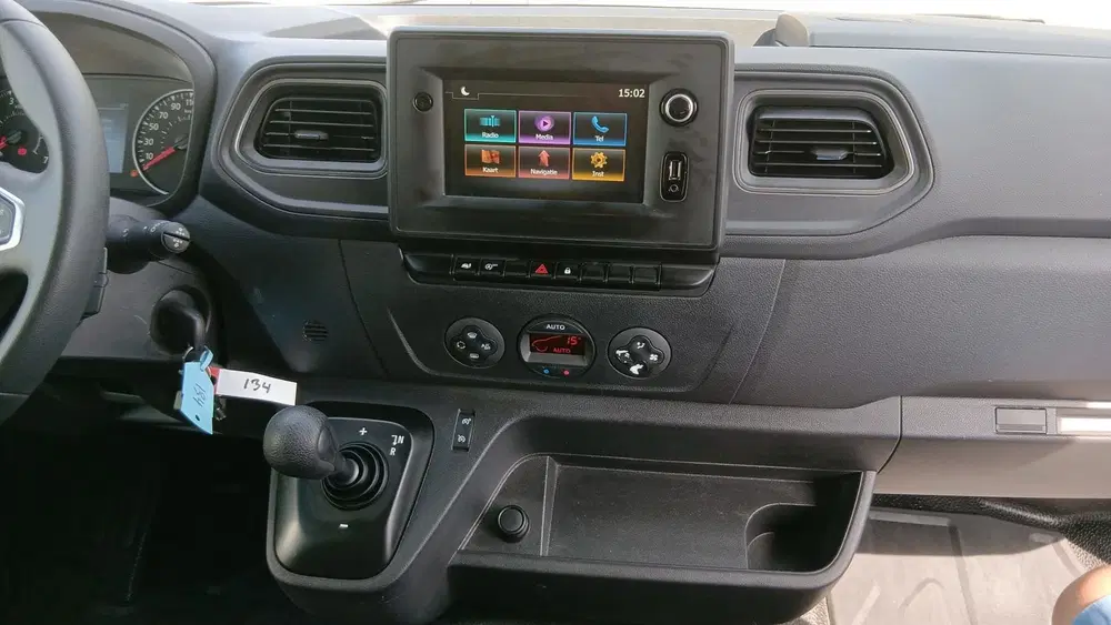 Renault Master t 35 c 180 automaat l 3 h 2 180 pk uit 2021, foto 3