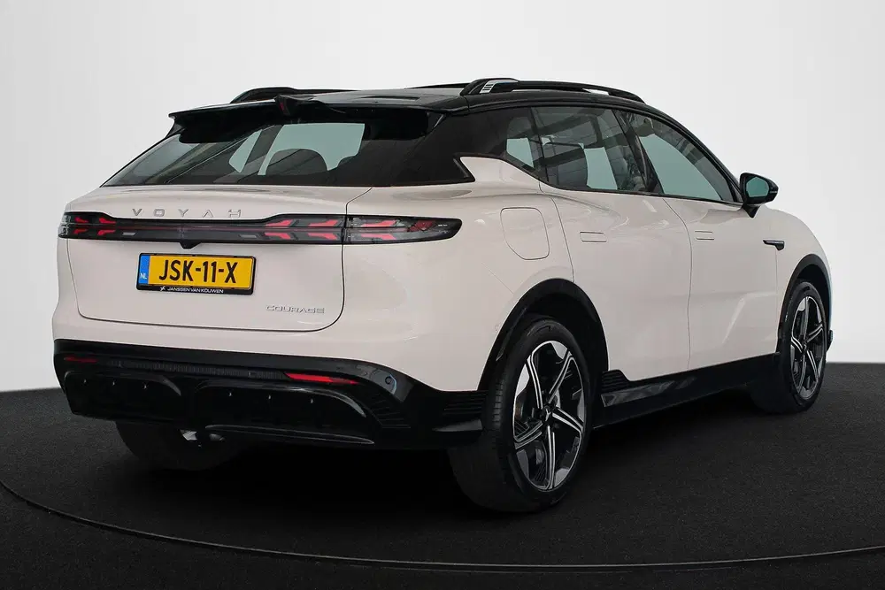 Voyah Courage Business Edition 80 kWh uit 2026, foto 3
