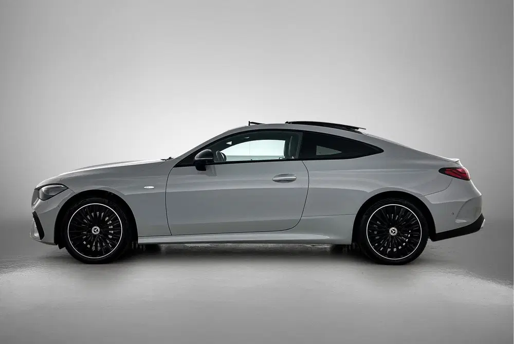 Mercedes-Benz CLE CLE Coupé 300 e AMG Plug-In Hybride uit 2024, foto 3