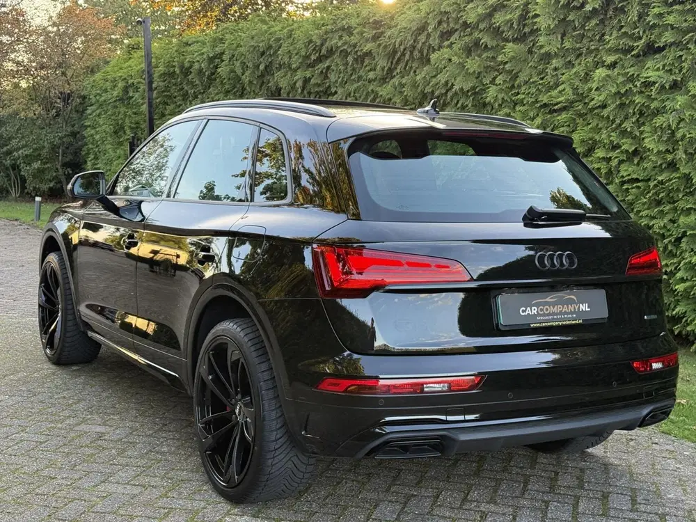 Audi Q5 55 TFSIe uit 2023, foto 14