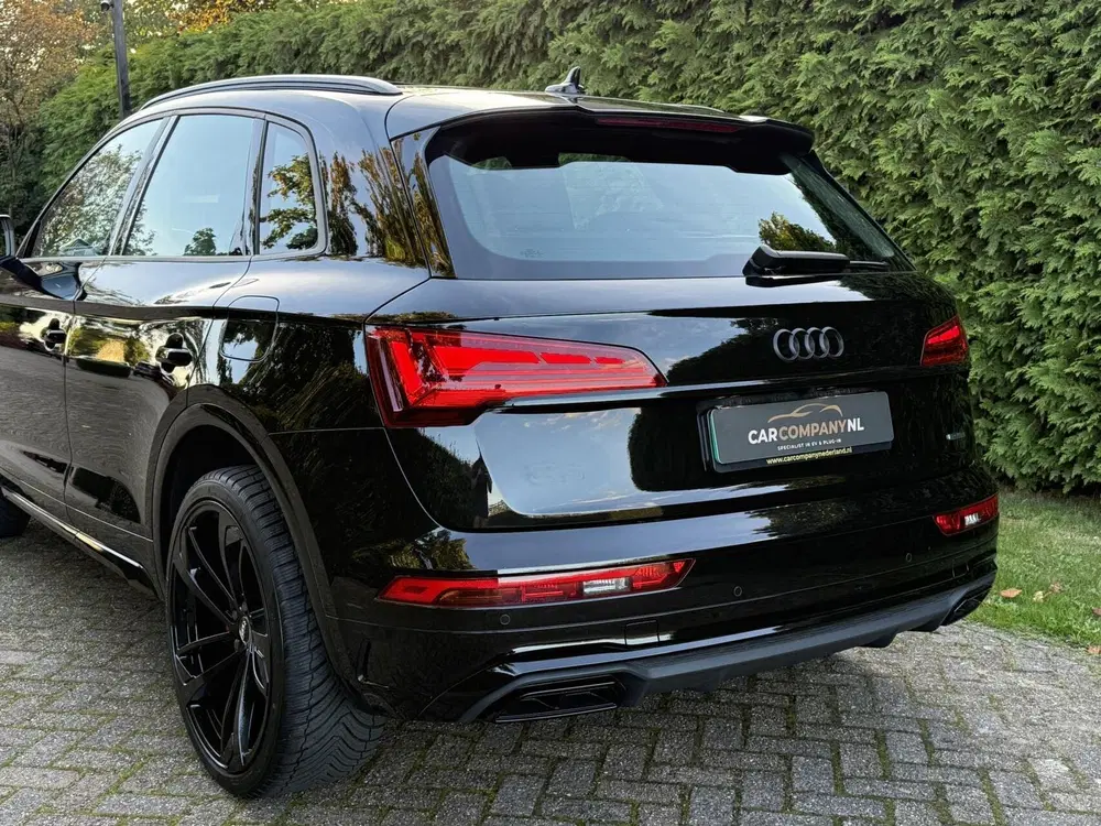 Audi Q5 55 TFSIe uit 2023, foto 3