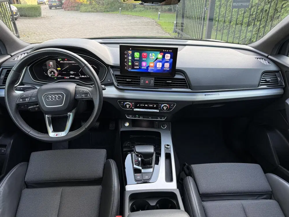 Audi Q5 55 TFSIe uit 2023, foto 4