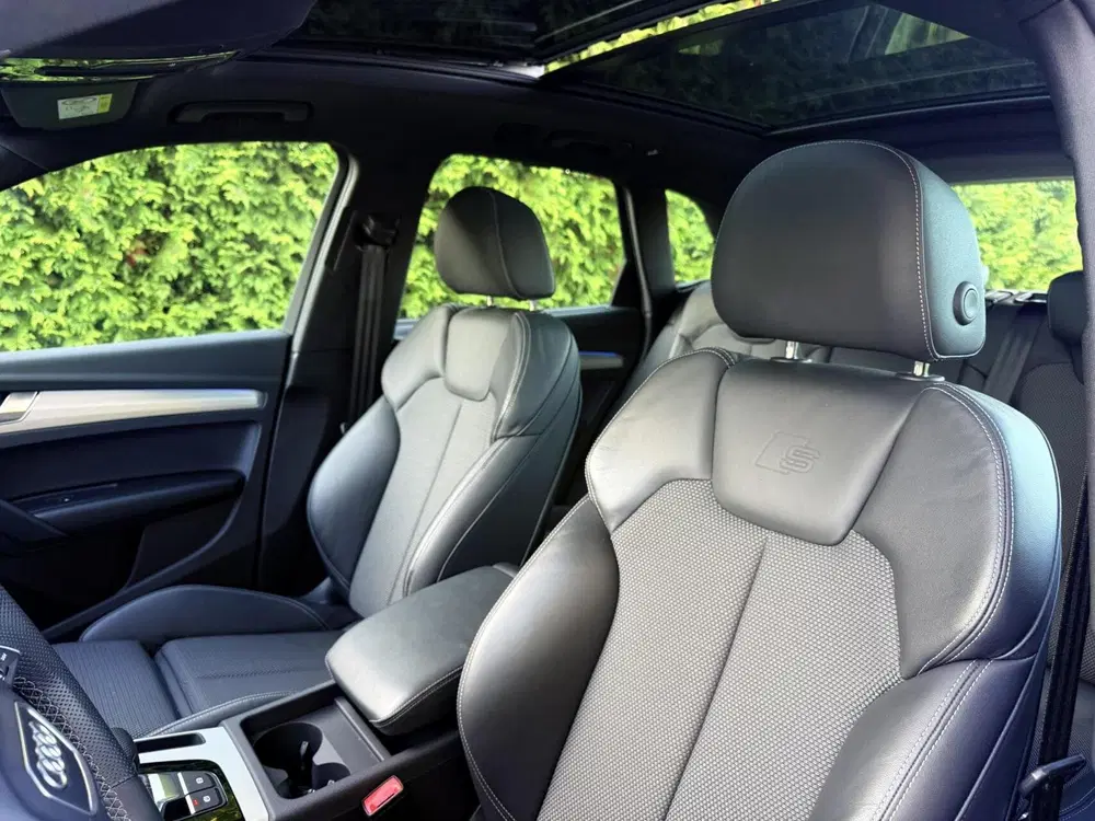 Audi Q5 55 TFSIe uit 2023, foto 7