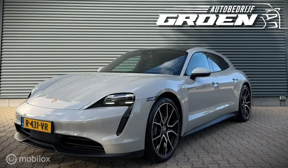 Porsche Taycan Sport Turismo 79 kWh PANO uit 2022