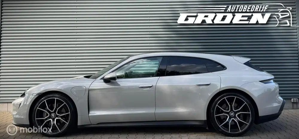 Porsche Taycan Sport Turismo 79 kWh PANO uit 2022, foto 14