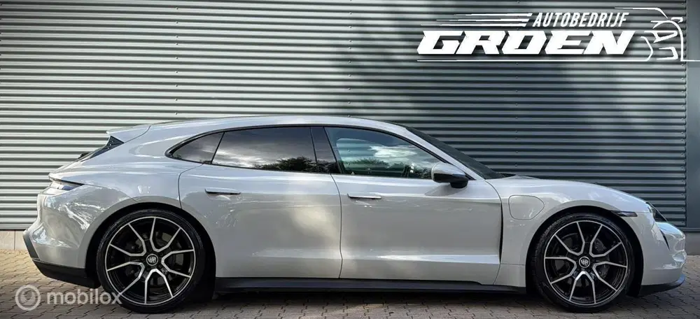Porsche Taycan Sport Turismo 79 kWh PANO uit 2022, foto 7
