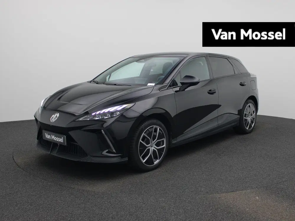 MG MG4 64 kWh Luxury uit 2023