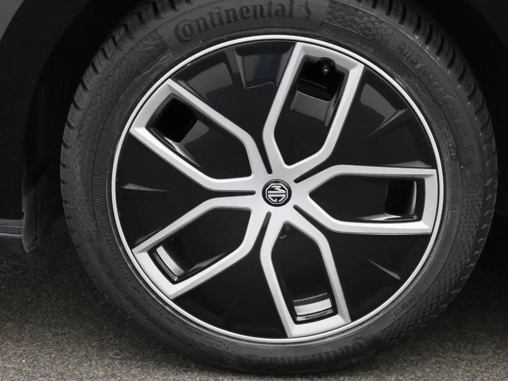 MG MG4 64 kWh Luxury uit 2023, foto 15