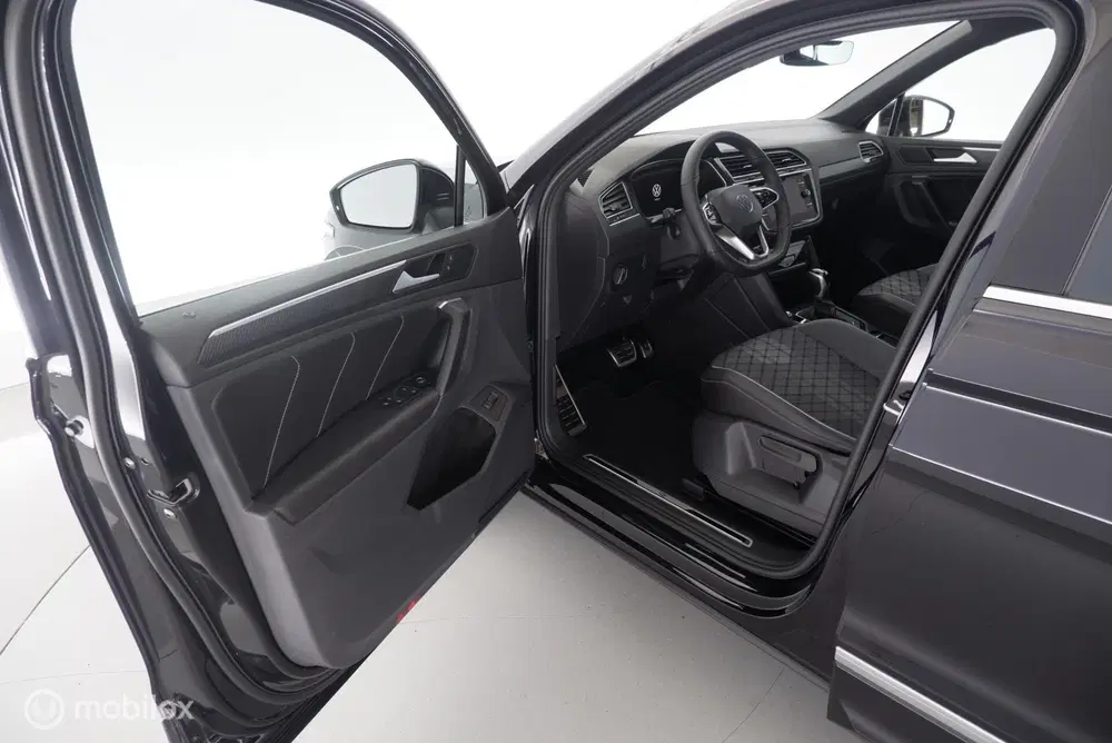 Volkswagen Tiguan 1.5 TSI 150PK Automaat R-Line Business pan uit 2023, foto 8