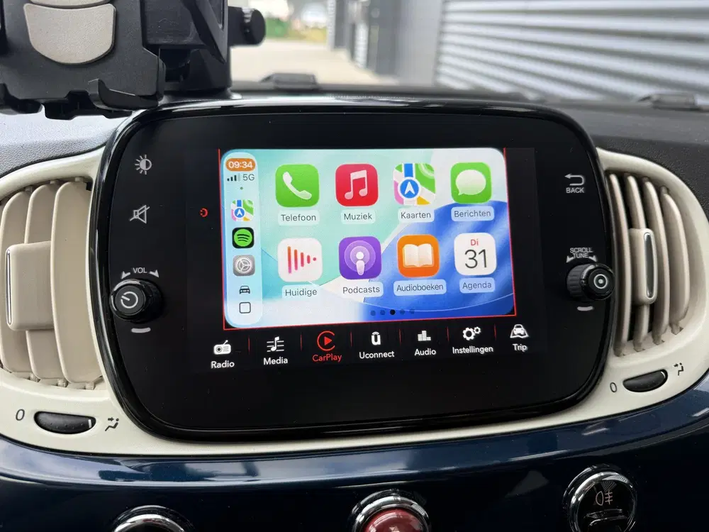 Fiat 500C 1.0 Hybrid Lounge Navi uit 2020, foto 10