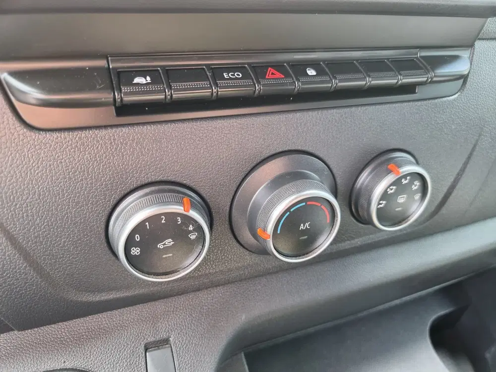Renault Master T35 2.3 dCi 130 PK L4-H3 * Dubbel Lucht * uit 2021, foto 14