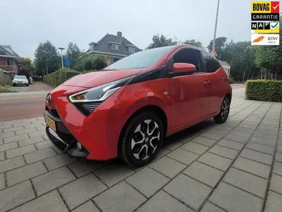 Toyota Aygo 1.0 VVT-i x-joy uit 2021