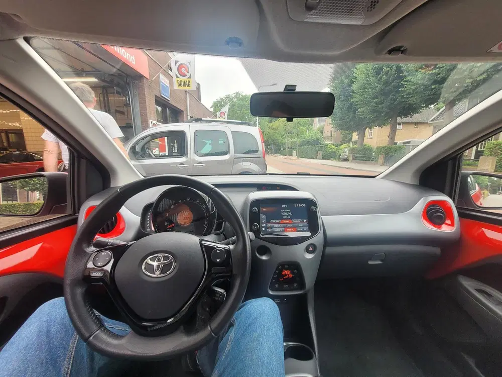 Toyota Aygo 1.0 VVT-i x-joy uit 2021, foto 9