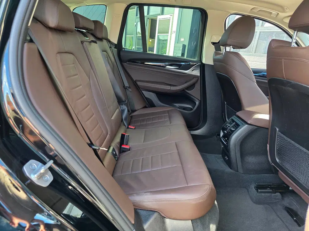 BMW X3 XDrive30e Business Edition Plus uit 2022, foto 10