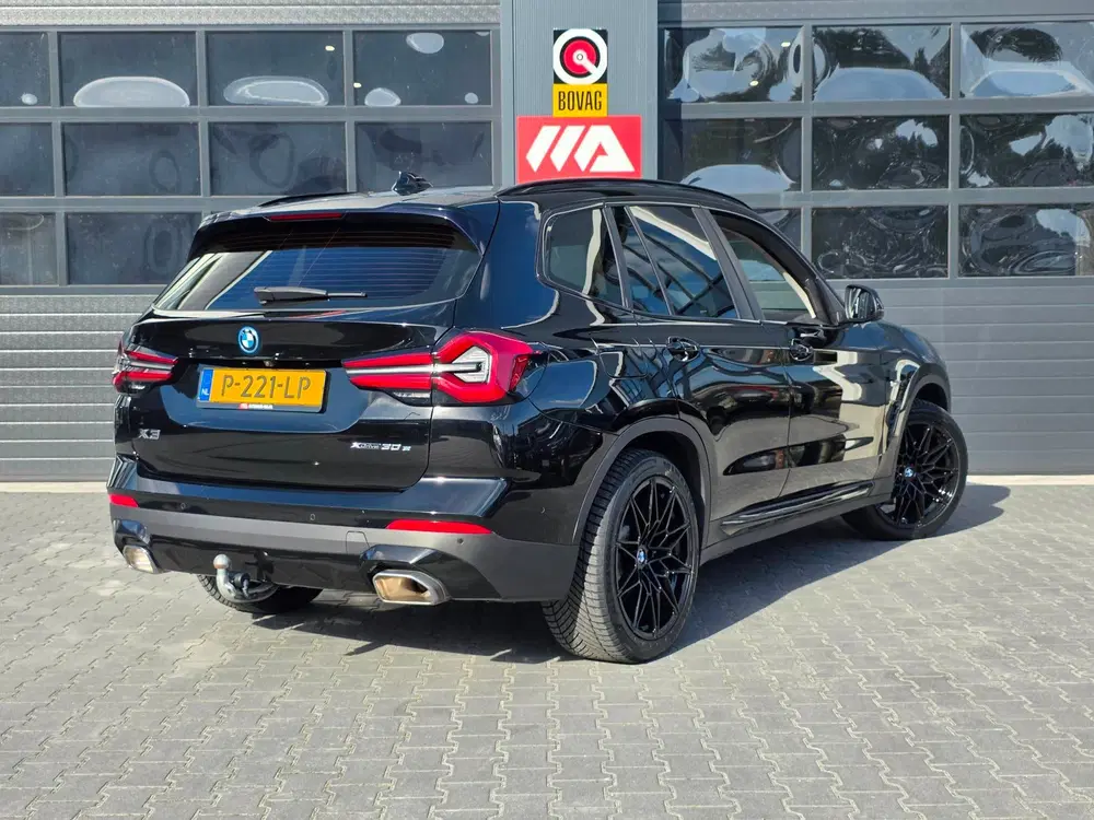 BMW X3 XDrive30e Business Edition Plus uit 2022, foto 4