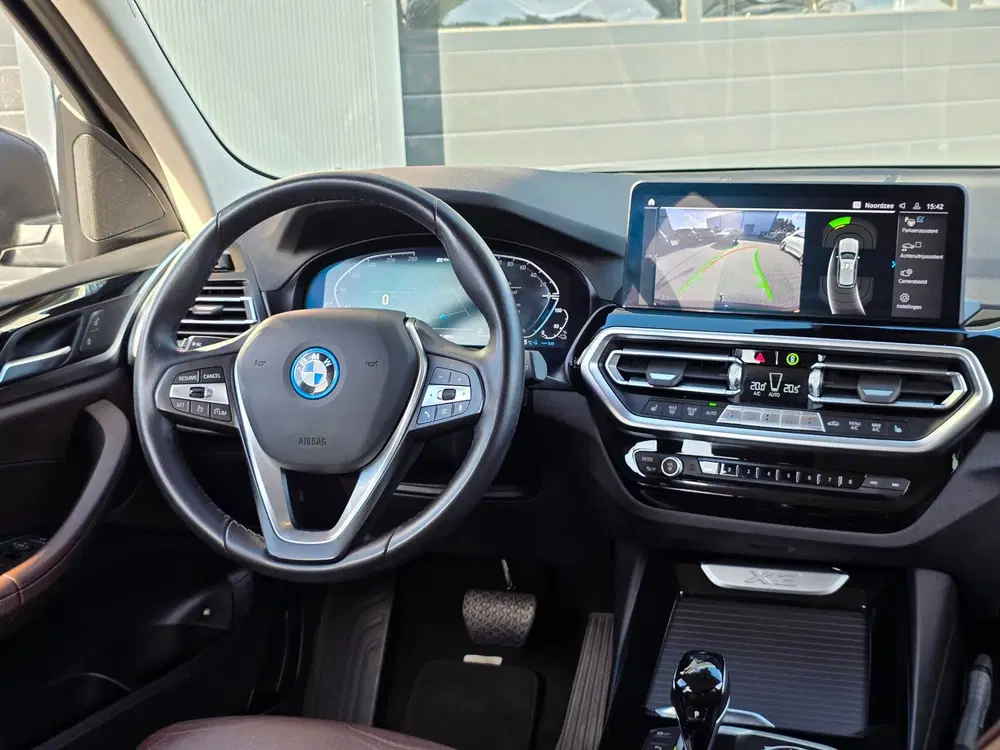 BMW X3 XDrive30e Business Edition Plus uit 2022, foto 6