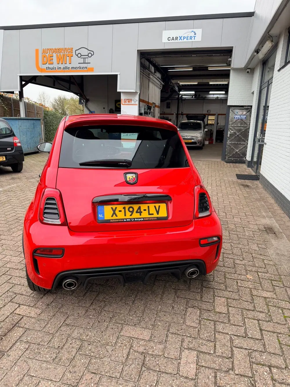Abarth 595 1.4 T-jet 595 uit 2022, foto 3
