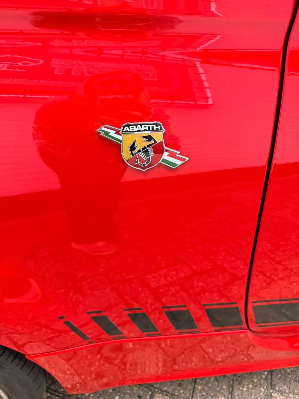 Abarth 595 1.4 T-jet 595 uit 2022, foto 4