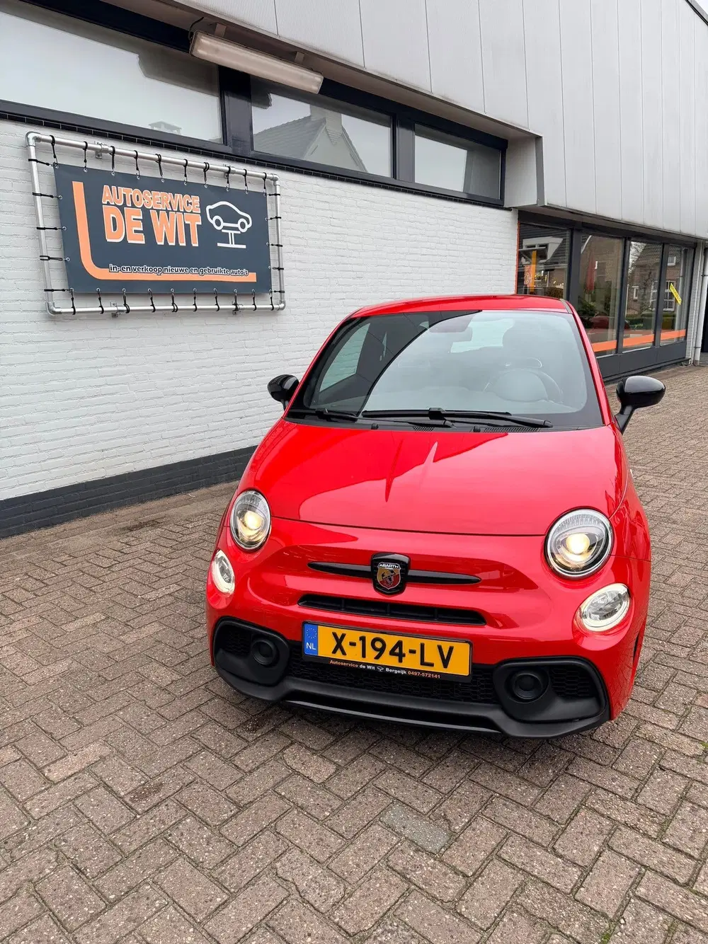 Abarth 595 1.4 T-jet 595 uit 2022, foto 7