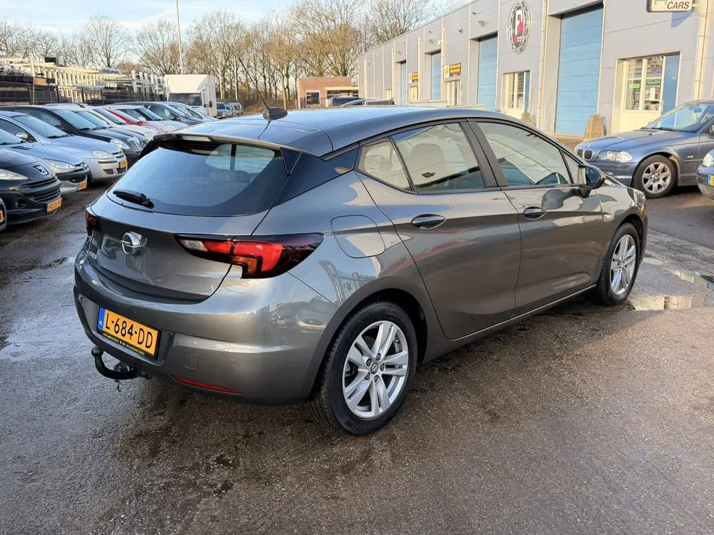 Opel Astra 1.2 Edition 5-DEURS uit 2021, foto 11