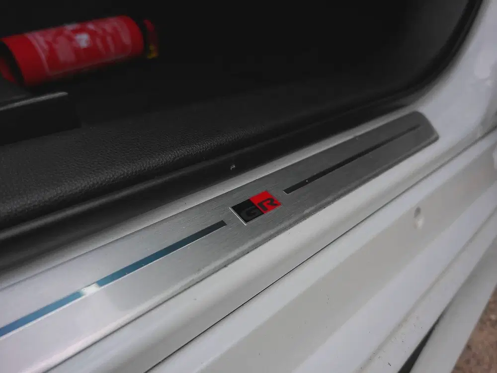 Toyota Corolla Hybrid 140 GR Sport nieuwstaat uit 2023, foto 13