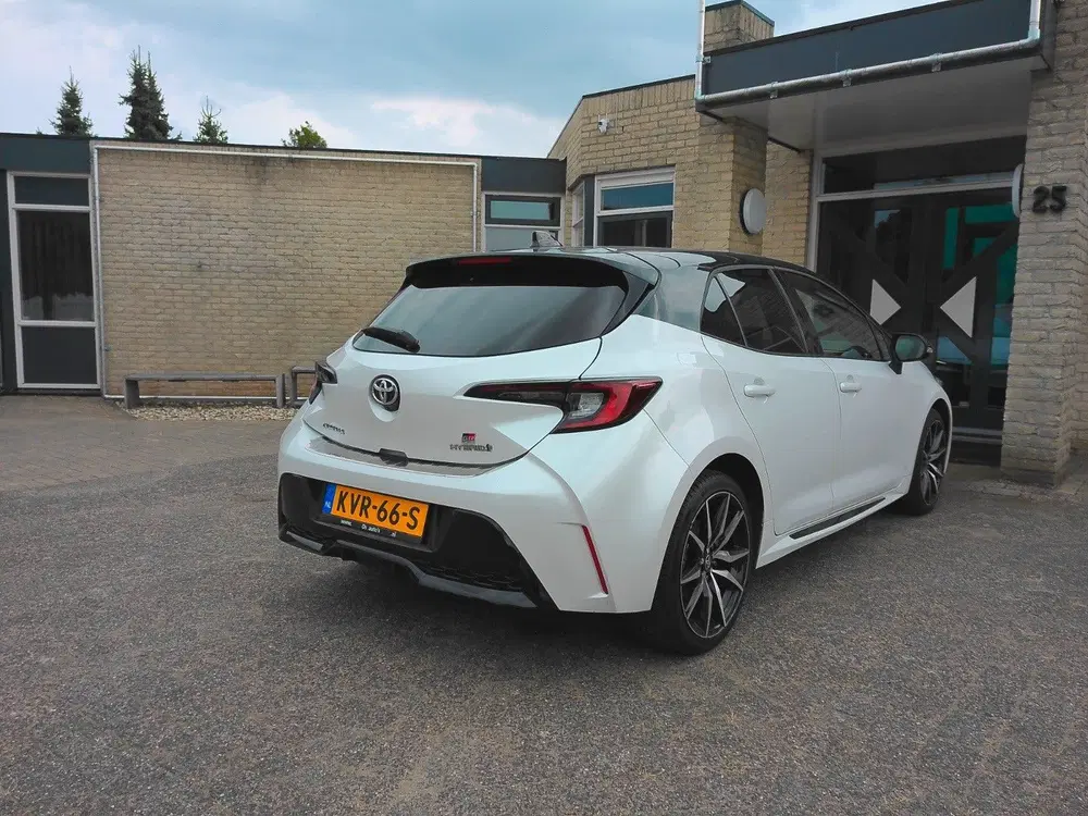 Toyota Corolla Hybrid 140 GR Sport nieuwstaat uit 2023, foto 7