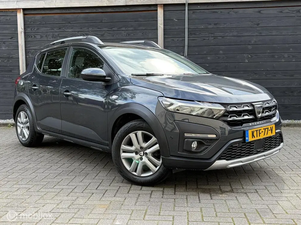 Dacia Sandero 1.0 TCe 90 Comfort Clima uit 2022, foto 4