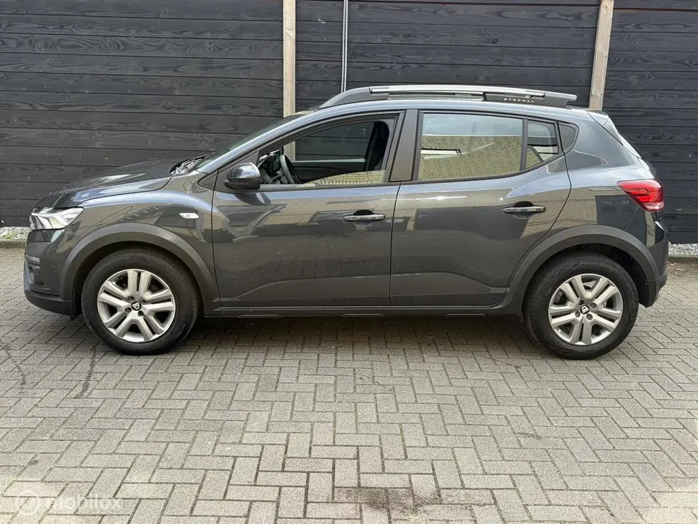 Dacia Sandero 1.0 TCe 90 Comfort Clima uit 2022, foto 6