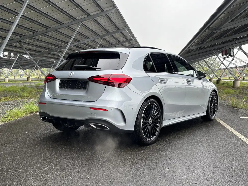 Mercedes-Benz A-Klasse 180 Business Solution AMG uit 2025, foto 5