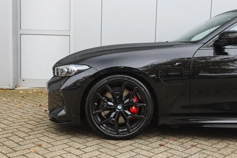 BMW 3-serie 330e M Sport Automaat uit 2024, foto 5