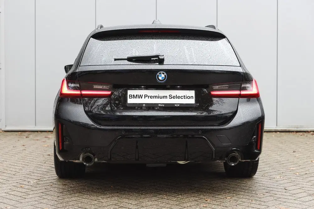 BMW 3-serie 330e M Sport Automaat uit 2024, foto 7