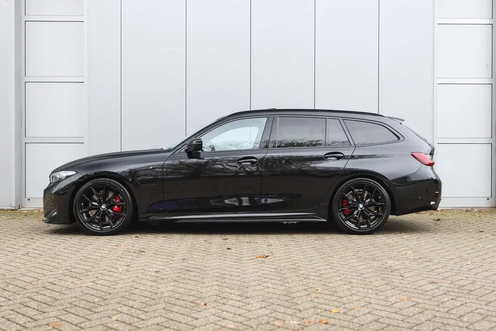 BMW 3-serie 330e M Sport Automaat uit 2024, foto 8