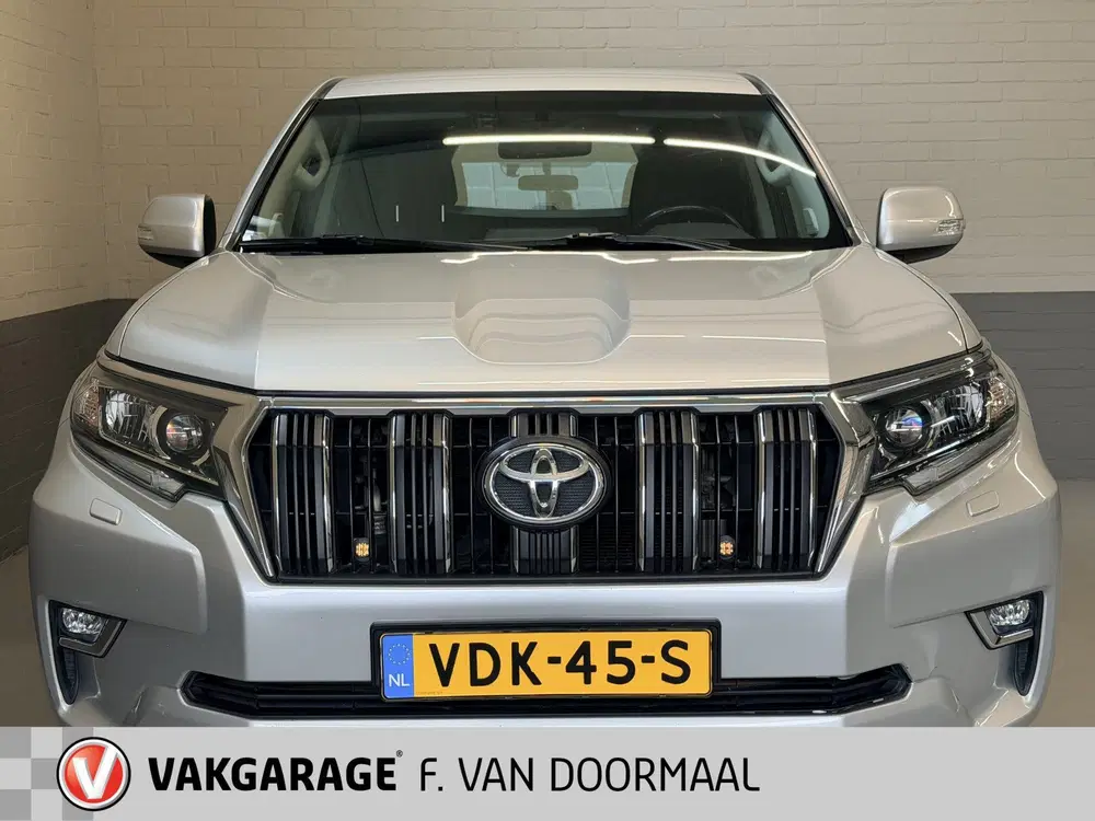 Toyota Land Cruiser 2.8 D-4D-F Challenger SRWV Automaat uit 2019, foto 4