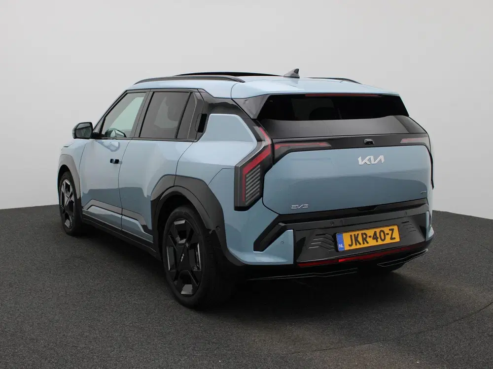 Kia EV3 GT-PlusLine 81.4 kWh uit 2025, foto 2
