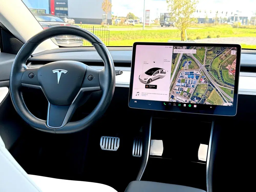 Tesla Model 3 Performance AWD 75 kWh uit 2019, foto 9