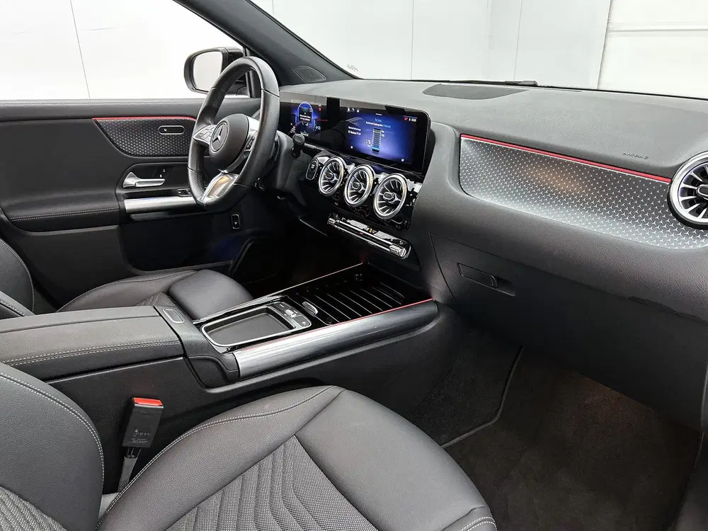 Mercedes-Benz EQA 250+ Essential Line 71 kWh uit 2024, foto 6