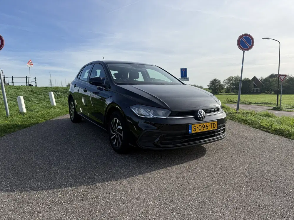 Volkswagen Polo 1.0 TSI Life bj2023 uit 2023, foto 2