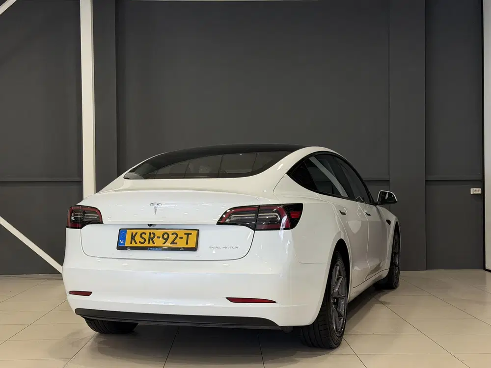 Tesla Model 3 Long Range AWD 75 kWh uit 2023, foto 4
