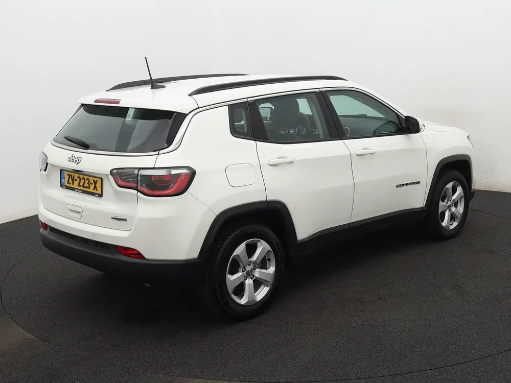 Jeep Compass 1.4 MultiAir Longitude uit 2019, foto 7