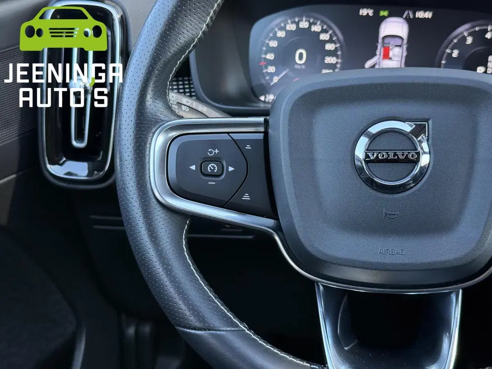 Volvo XC40 2.0 B4 R-Design uit 2021, foto 13